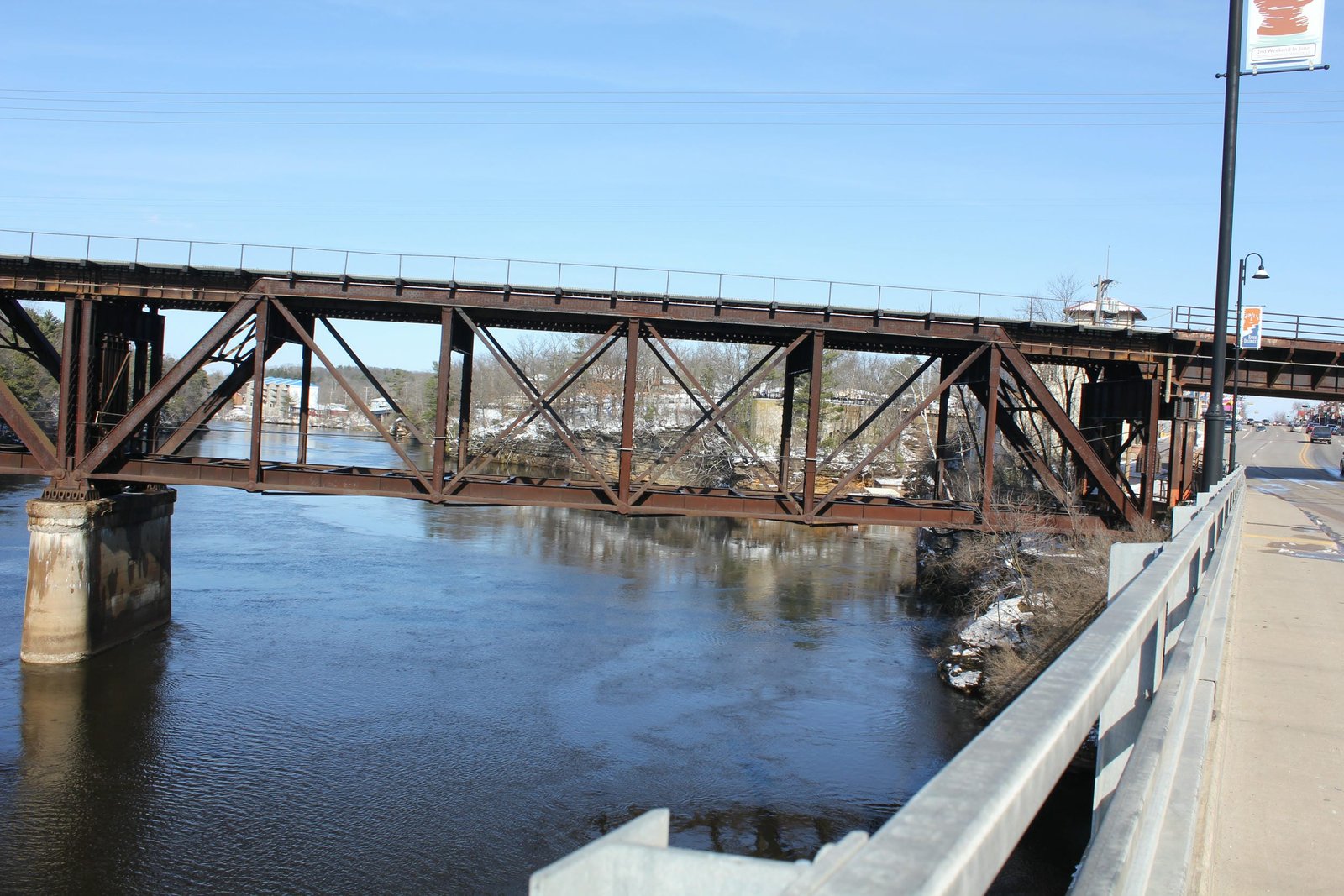 East span